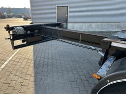 Renders Euro 800 / Multi Container Chassis / 20-30-40-4...