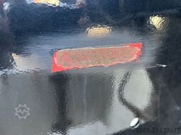 Renders Euro 800 / Multi Container Chassis / 20-30-40-4...