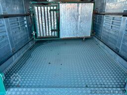 MERCEDES-BENZ Antos 1833L 1.Stock Finkl Viehwagen Klima 34m³