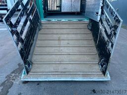 MERCEDES-BENZ Antos 1833L 1.Stock Finkl Viehwagen Klima 34m³