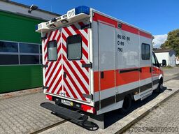 MERCEDES-BENZ Sprinter 516 / RTW / Trage Liege
