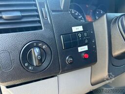 MERCEDES-BENZ Sprinter 516 / RTW / Trage Liege