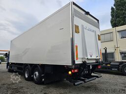 Volvo FM330 Multizone Lenk u. Kühlkoffer