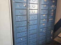 Tuerenschrank Schliessfaecher