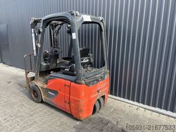 Linde E14-02