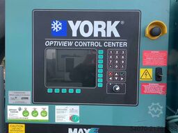 Used Industrial chiller YORK YK CF CG Q7 5CK F 2200 kW