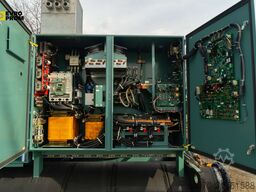 Used Industrial chiller YORK YK CF CG Q7 5CK F 2200 kW