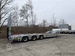 Möslein ST 3  3 Achs Satteltieflader neu