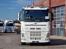 Volvo FH 540 Lowroof 6x4 - Lift axle - Retarder - PTO...