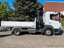 MERCEDES-BENZ 821 Atego Pritsche mit HIAB 066D Kran