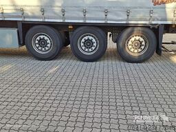 Schmitz Cargobull Curtainsider Standard Getränke