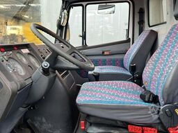Mercedes-Benz Vario 814 (POMPE MANUELLE / MANUAL PUMP / LAMES...