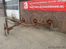 4 bords gedragen acrobaat - Gebruikt