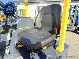 Combilift C3000CB GAS TRIPLEX 4900 POSITIONER