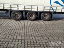 Schmitz Cargobull Curtainsider Mega Getränke