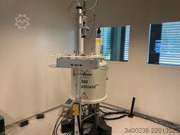BRUKER 300 UltraShield