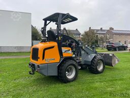 Giant G2500HD Xtra shovel