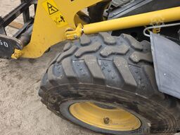 Komatsu WA80M-7