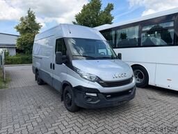 IVECO Daily Kasten AHK 3.5t L2H2 3 Sitzer
