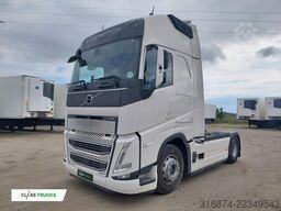 VOLVO FH 500 XL i-ParkCool ACC Side Skirts