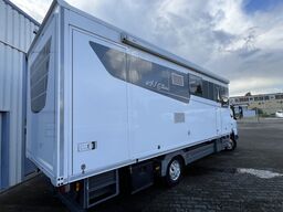 Mercedes-Benz Atego 818