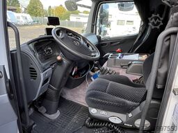 Mercedes-Benz Atego 818