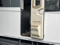 Mercedes-Benz Atego 818