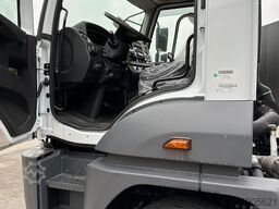 Ford Trucks 1833 4x2 - 1 jaar garantie