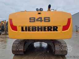 Liebherr R 946