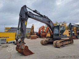 Volvo EC 220 EL (New Undercarriage)