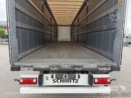 Schmitz Cargobull Curtainsider Standard Getränke
