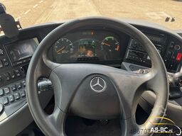 MERCEDES-BENZ Tourismo, 64 Seats