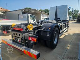 DAF XB 310 FA 18 t con scarrabile Palfinger