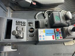 UNIMOG U 400 4x4 / Vario Pilot / Mulag / Mähausrüstung