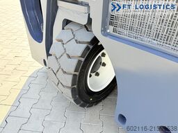 Combilift CB4500 GAS TRIPLEX 6400 FORK POSITIONER