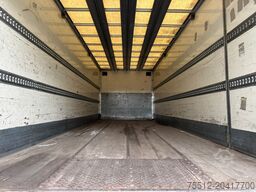 Volvo FL 240 / 6 Cylinder / 18 Tons / Manual / Tail L...