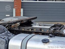 MAN TGX 18.420 Low deck - Lifting 5th wheel - Retar...