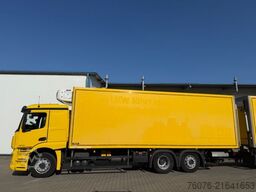 MERCEDES-BENZ 2540 LL 6x2/4 Kühlkoffer 8.2m LBW 2,5t  Carrier