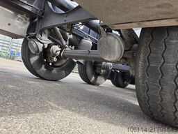 Van Hool 3-ASSIGE OPLEGGER A3C002  20/30 FT ADR trailer.