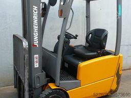 Jungheinrich EFG 216 kn 480 DZ