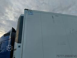 SCHMITZ CARGOBULL SKO24/L-13.4 FP 60- THERMO KING-Rohrbahnen