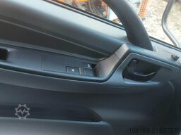 Isuzu M30H 150 PS Abrollkipper