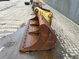Volvo EC 480 E L coupler + bucket