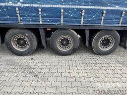 Schmitz Cargobull Curtainsider Mega