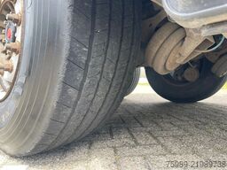Schmitz Cargobull SAF AXLES, DISC BRAKES