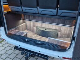 MERCEDES-BENZ 519  Allrad 4 x 4 Vorlauffahrzeug  GSR2