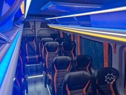 MERCEDES-BENZ 519  Allrad 4 x 4 Vorlauffahrzeug  GSR2