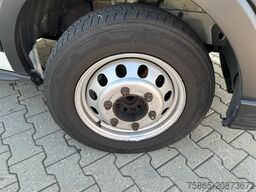 Ford Transit 2.0 TDCI Trend RWD / Box / Loadlift / F...