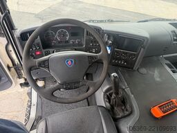 SCANIA P270 4x2 Hvidtved Larsen 7000 L Suction arm