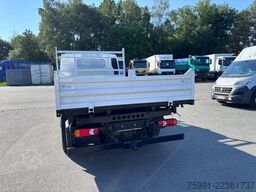 FUSO Canter 7C15
